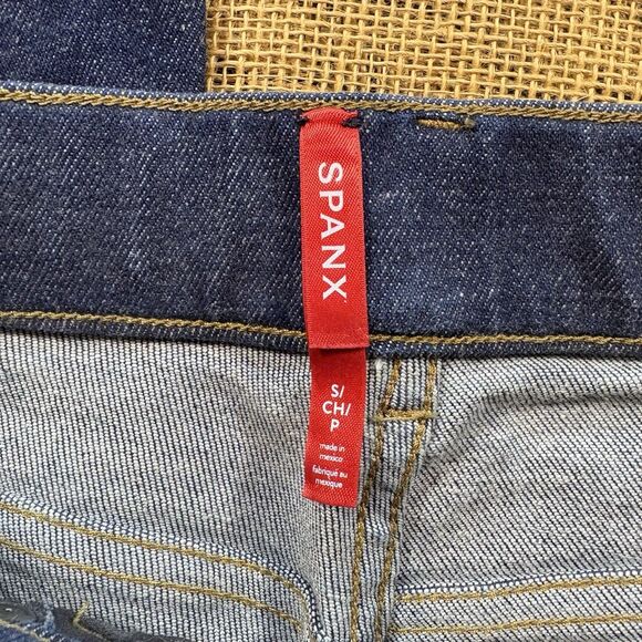 SPANX SPANXshape Original EveryWear Flare Raw Indigo Jeans Size Small Petite - Picture 3 of 7